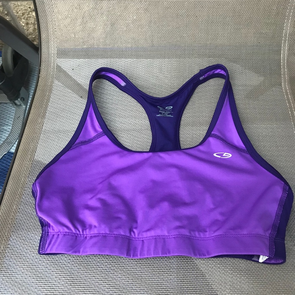 Sports bra